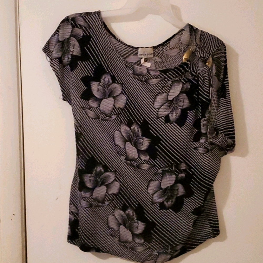 Woman shirt